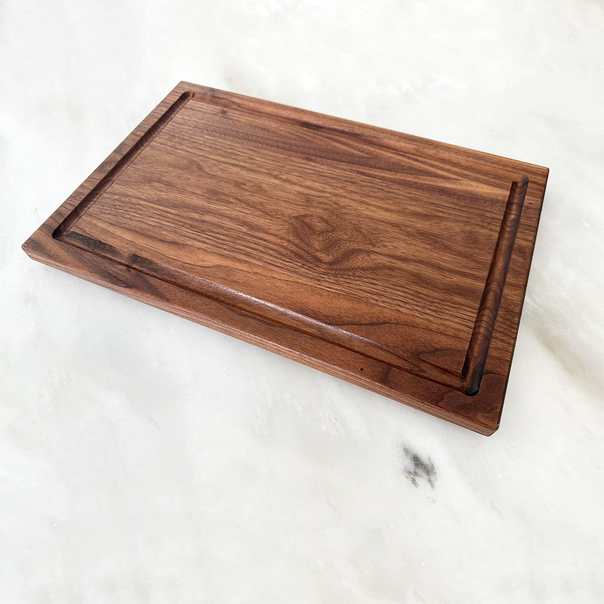 Walnut Cutting Board "The Roxborough Thin"