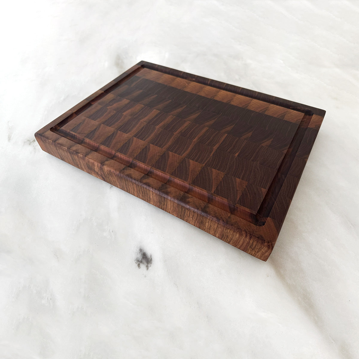 Walnut End Grain Cutting Board "The Hawthorne"